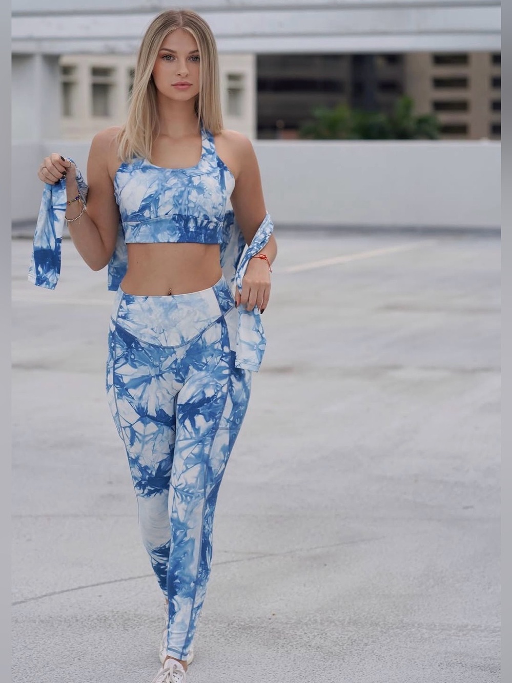 Tier Blue & White Tie-Dye Pocket Active Leggings